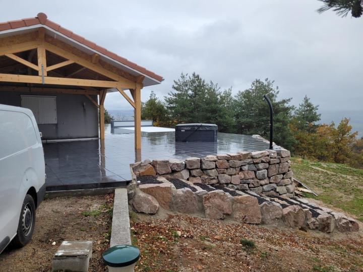 Des spécialistes de l’installation piscine naturelle Bas-en-Basset