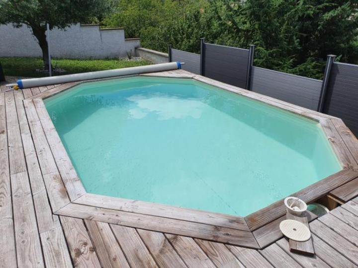 Travaux d’entretien de piscine à Bas-en-Basset 