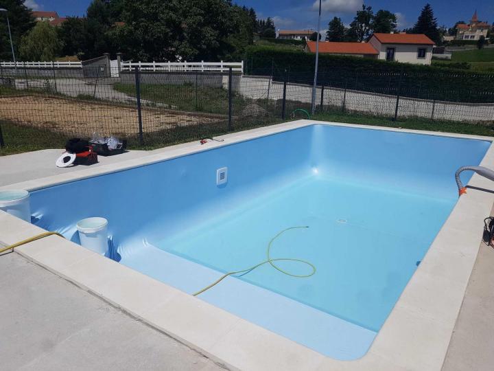 Piscine béton Bas-en-Basset