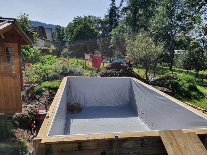 Entreprise de construction de piscines en béton à Bas-en-Basset 