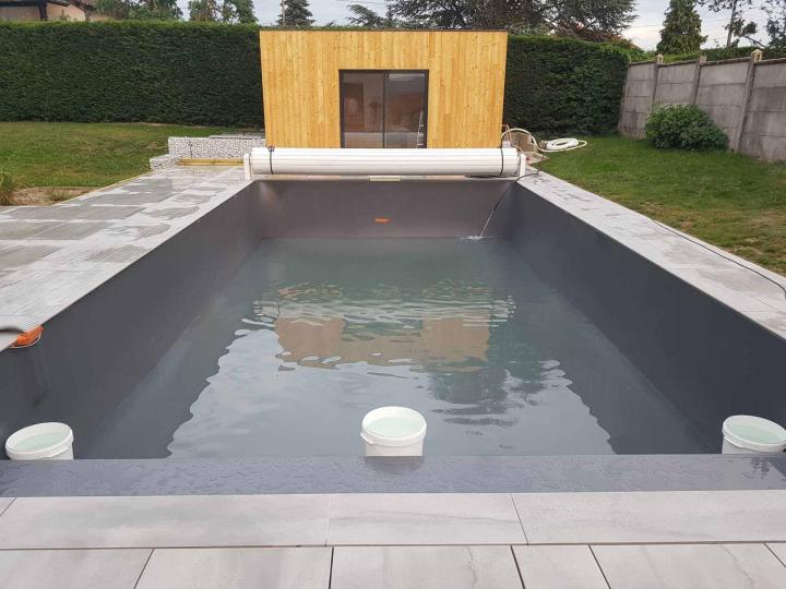 Construction piscine béton Bas-en-Basset
