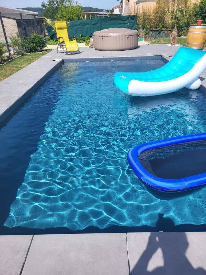 Travaux d’entretien de piscine à Bas-en-Basset